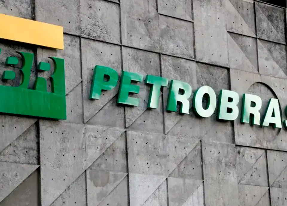 A Moreira já prestava serviços eventuais para Petrobras desde 2008